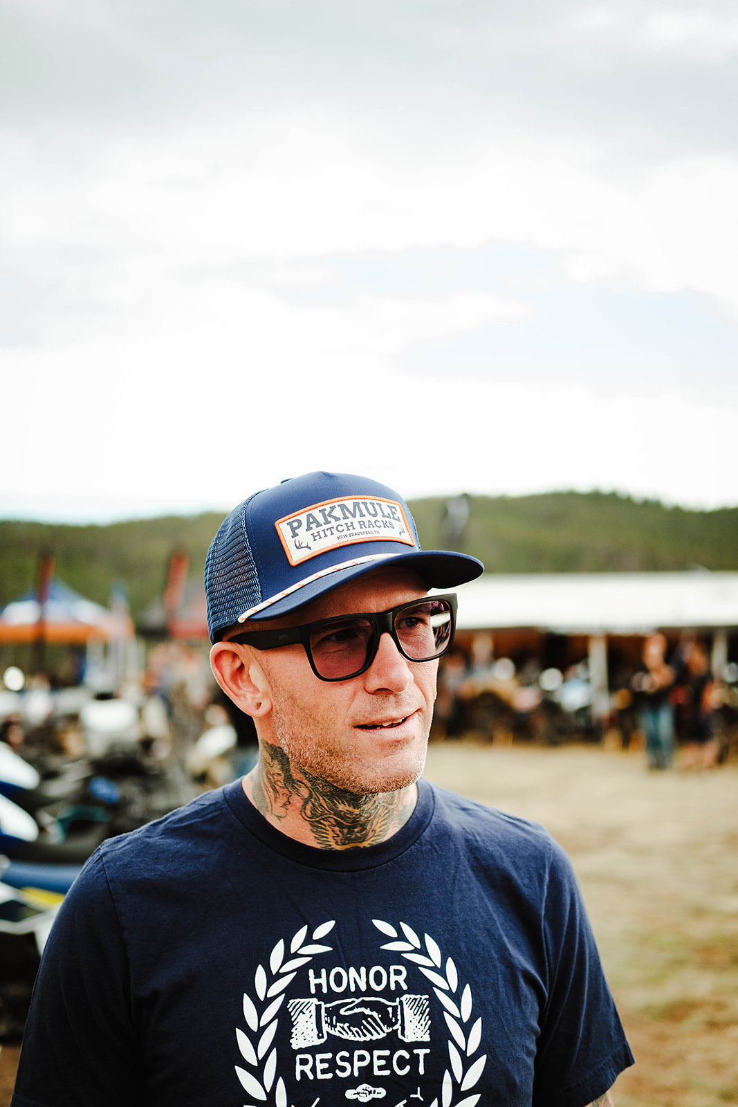 Hitch Racks Hat in Navy