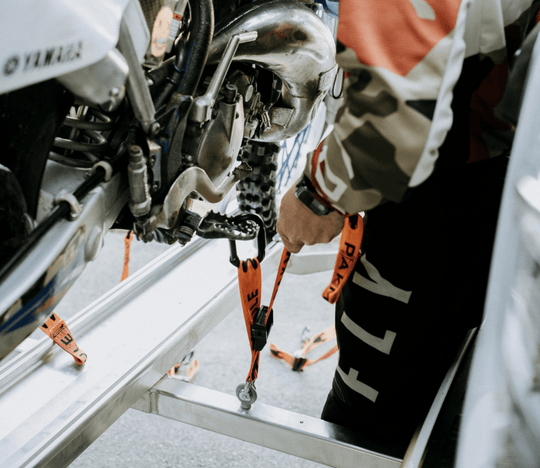 MOTOstraps